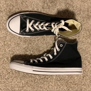NWOT Men’s Black Converse High Tops